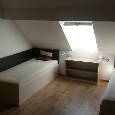 Fialka Apartmán *